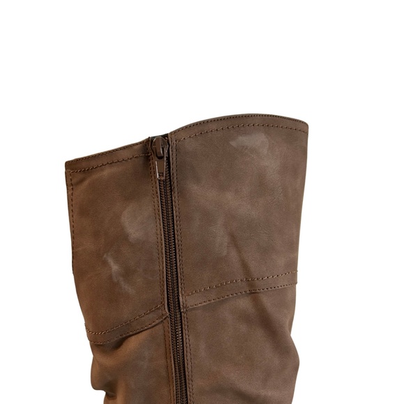 Brown "Irsimba" knee-high boots by Indigo Rd., size 8M - Picture 6 of 14